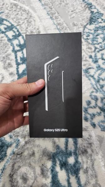Продам Samsung Galaxy S25 Ultra 256GB Titanium Black