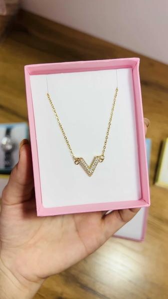 Колье украшения