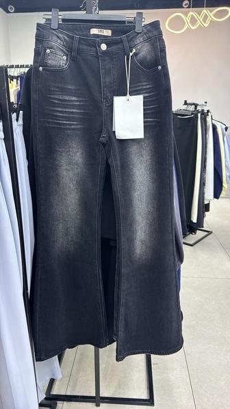 Продам новые джинсы