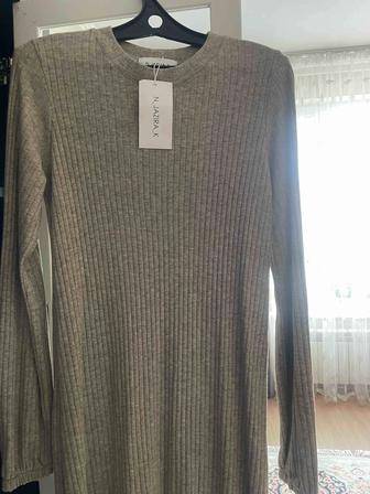 продаю платье