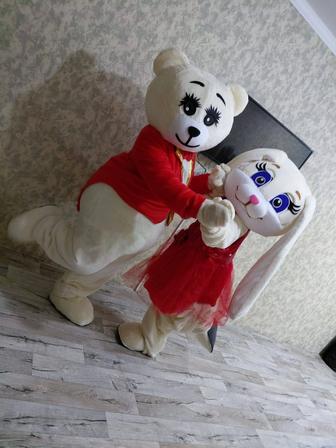 Продам а6иматорские костюмы Мишка и Зайку Тедди