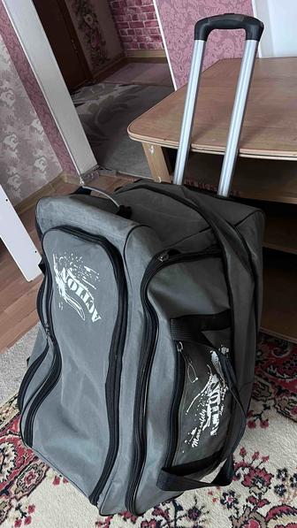 Чемодан. Дорожная сумка