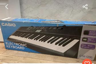 Синтезатор Casio
