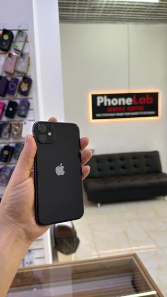 Айфон 11/64г/80акб в отличном состоянии без ремонта