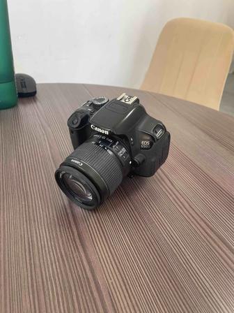 Фотоаппарат Cannon 650D