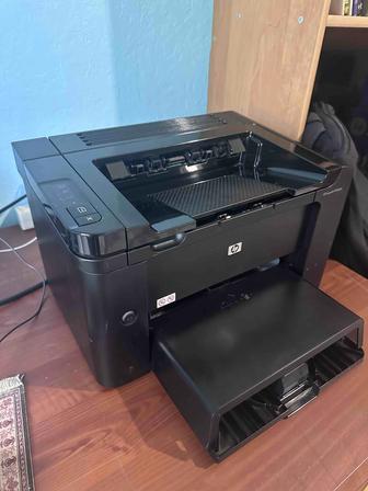 Принтер HP Leser Jet P1606dn