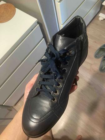 Осенние ботинки