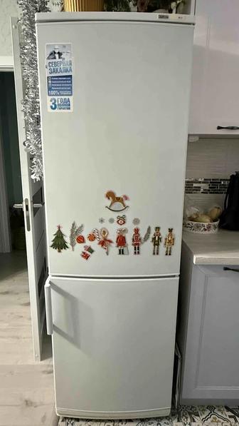 Продаю холодильник Atlant