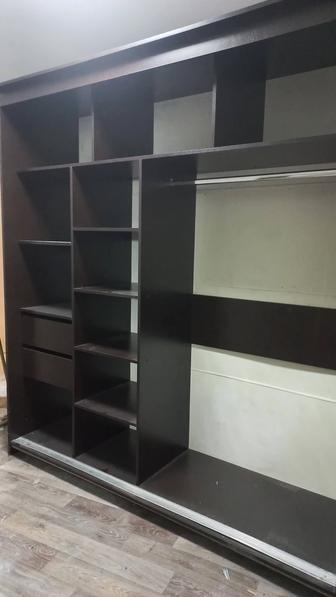 Продам недорого шкаф купе
