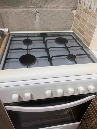 Продам газовую плиту