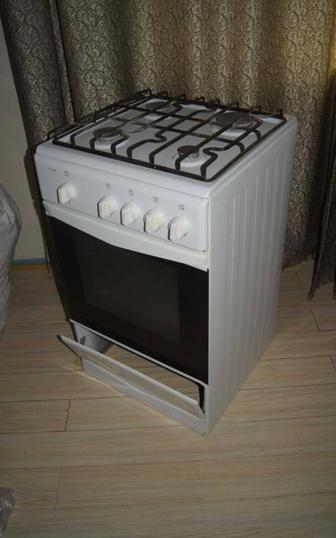Продам газ плиту в отличном состоянии