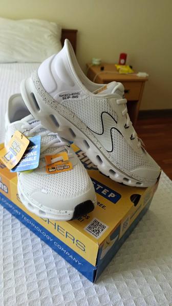 Женские кросовки Skechers
