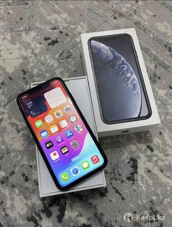 iPhone XR , 64gb , 100%