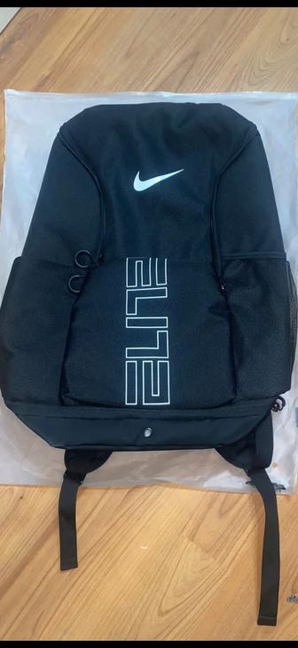 Продам рюкзак Nike Elite V3
