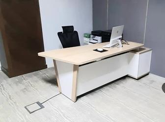 Продам стол руководителя