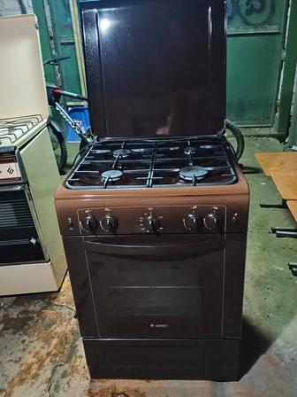 Продам газ.плиту б/у