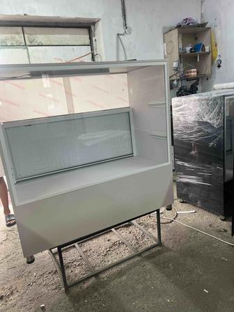 Витрина кондитерская