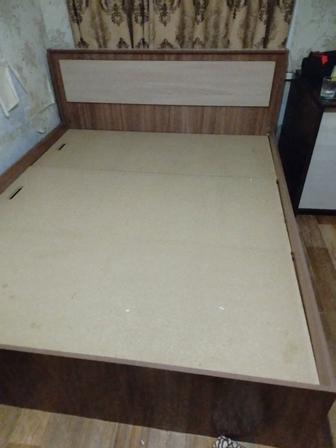 Продам кровать