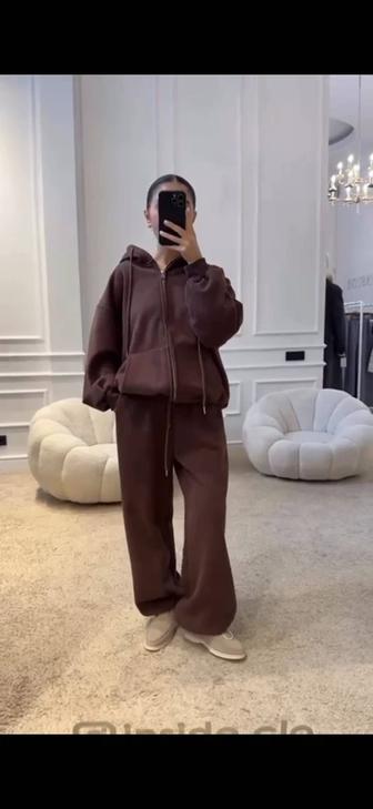 Спортивный костюм