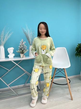 Теплая пижама для девочек/ девушек