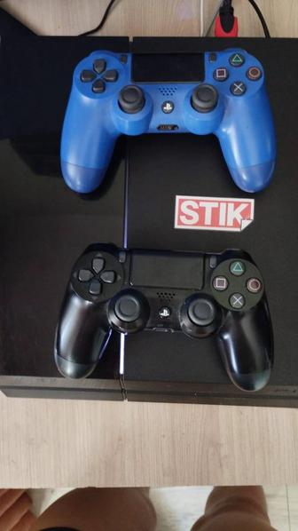 Продам sony PlayStation 4