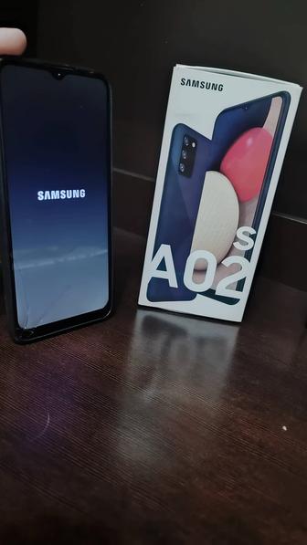 Продаю телефон Samsung A02s