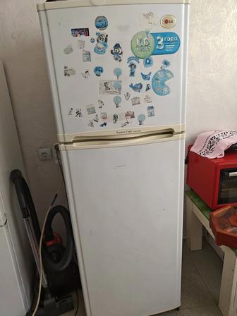Холодильник на запчасти