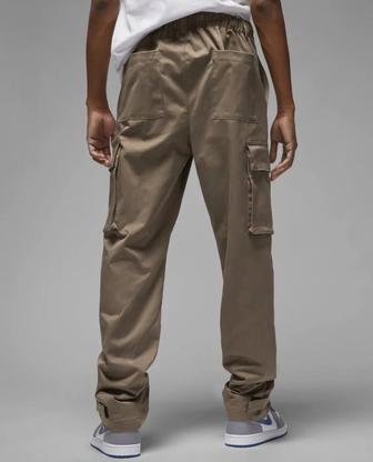 Карго Nike коричневый