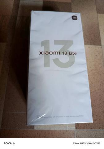 Продам смартфон Xiaomi 13Lite