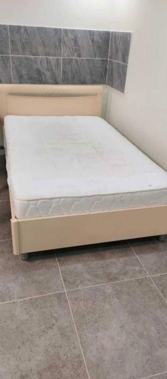 Продам кровать 160х200