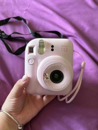 Фотоаппарат моментальной печати. Instax 12 mini