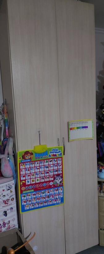 Платяной шкаф