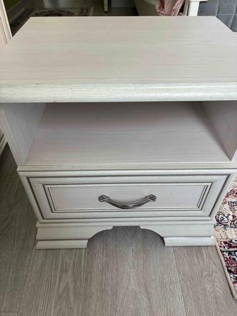 Продам прикроватные тумбы 2 шт