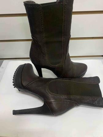 Женские полусапожки