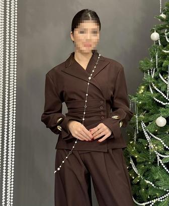 Продам женскую двойку