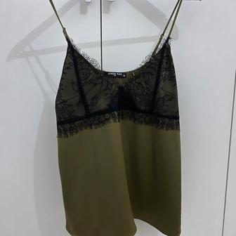 Майка в бельевом стиле