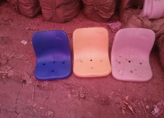 Сидение пластиковое для стадиона