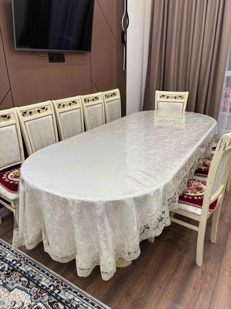 Продается стол со стульями