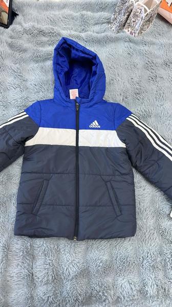 Продам детскую куртку Адидас оригинал