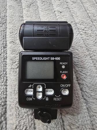 Вспышка NIKON speedlight SB 600