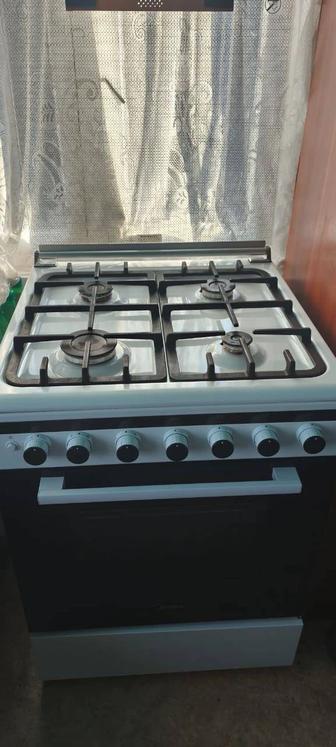 Продам газовую плиту