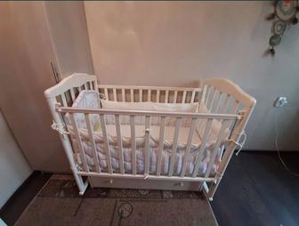 Манеж/ детская кровать