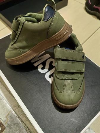 Детская обувь tombi детский мир в отличном состоянии