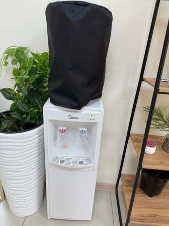 Этажерки, комод, ширма