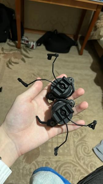 Продам крепление для активных наушников ARC на шлем