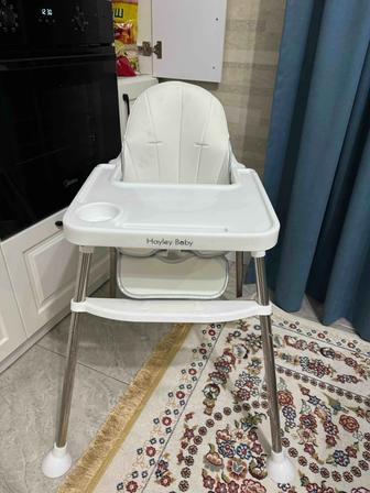 Столик для детей, кормления