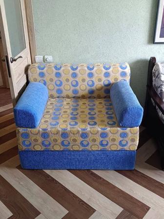 Продам кресло-кровать. Бескаркасное.