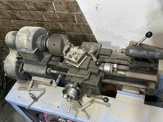 Станок токарный
