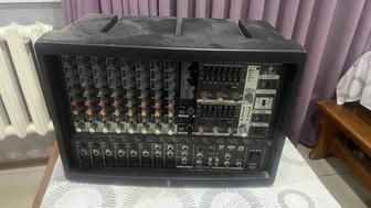 Муз аппаратура BEHRINGER
