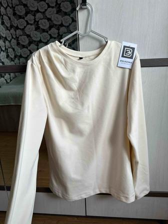 Продам новую кофту с драпировкой, собственного производства!